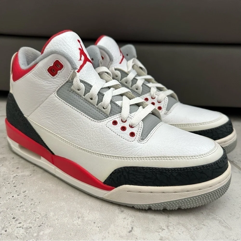 Jordan 3 Retro Sneaker Size 11.5 Men